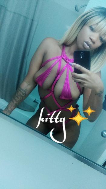 , 24  female escort, Philadelphia