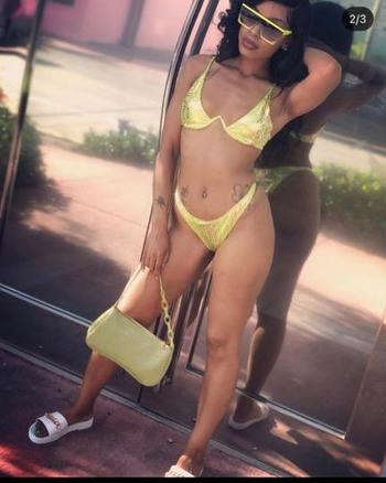  267-863-7611, 21  female escort, Philadelphia