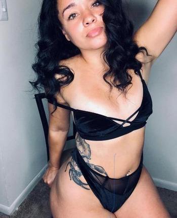 Ariana, 23  female escort, Philadelphia