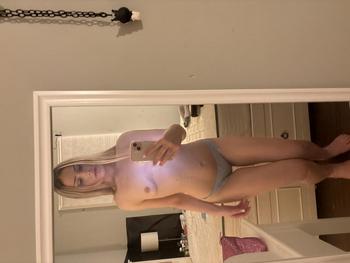 Daisy Holland, 21 Caucasian female escort, Philadelphia