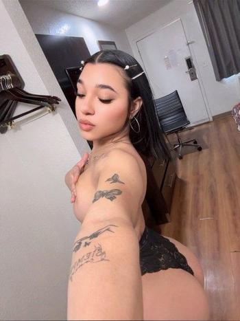 Paola, 25  female escort, Philadelphia