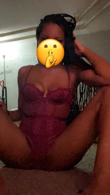 267-887-9800, 22  female escort, Philadelphia