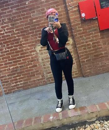 T, 31  female escort, Philadelphia