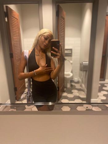 Desire, 26  female escort, Philadelphia