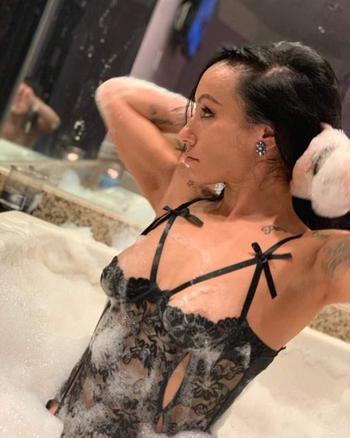 2676690696, female escort, Philadelphia